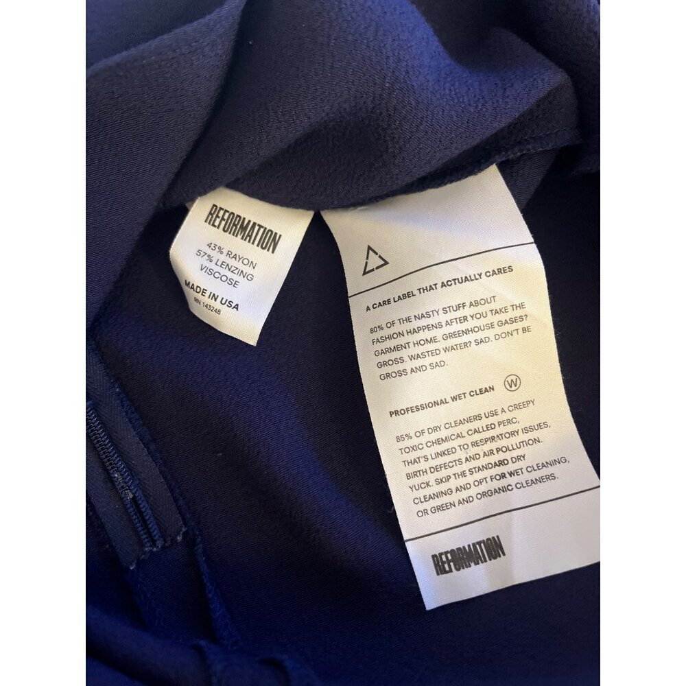 Reformation V Neck Long Sleeve Dress Navy Blue Size 6 Pockets - Picture 6 of 8